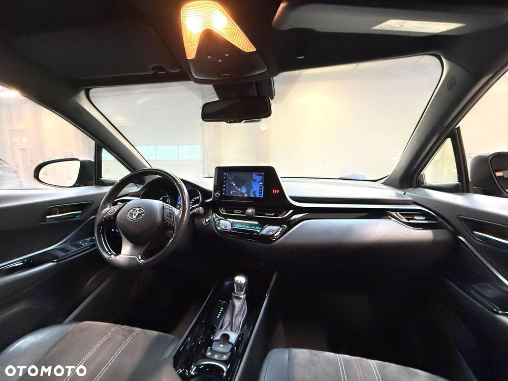 Toyota C-HR 1.8 Hybrid GPF GR Sport - 29