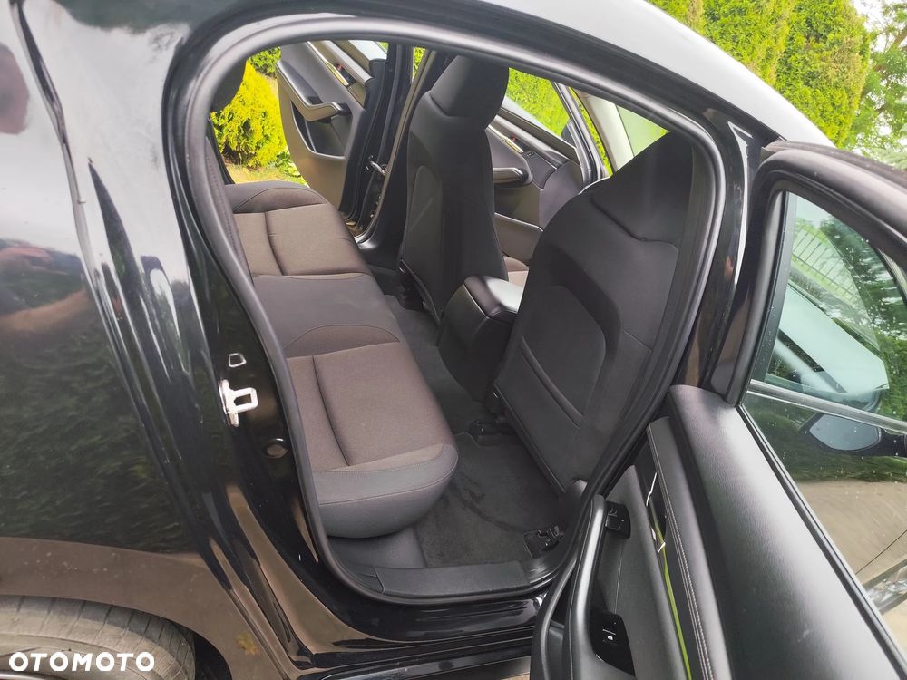 Mazda 3 - 13