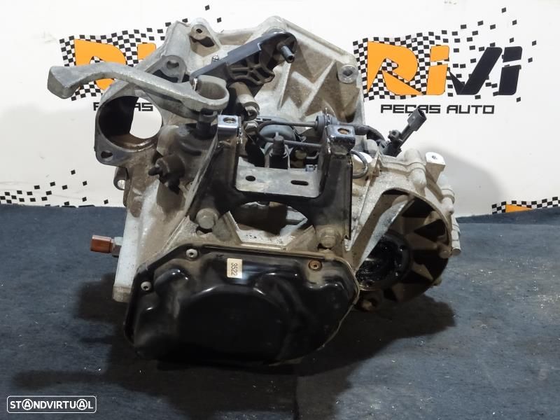 Caixa De Velocidades Skoda Fabia Ii (542)  Lvc Caixa De Velocidades 1. - 5