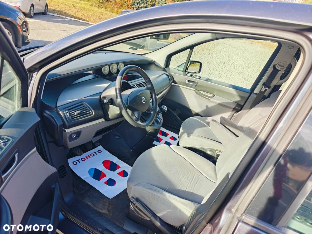 Fiat Ulysse 2.0 JTD Active - 6