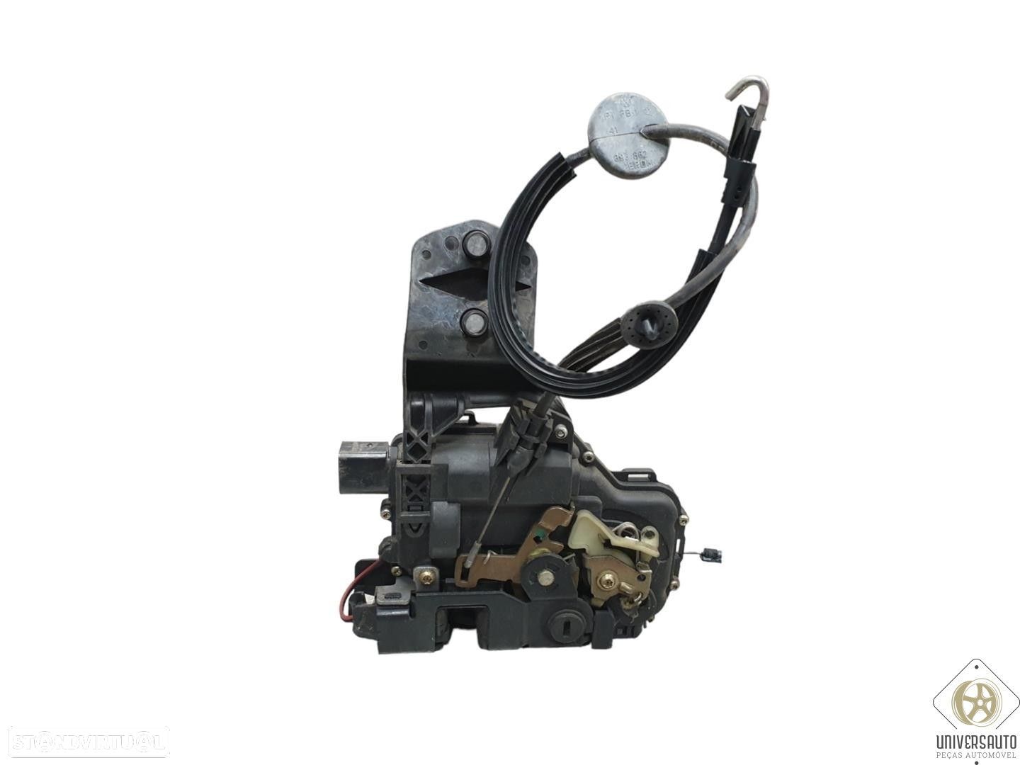 FECHADURA PORTA TRASEIRA DIREITA VOLKSWAGEN PASSAT 2001 - 1