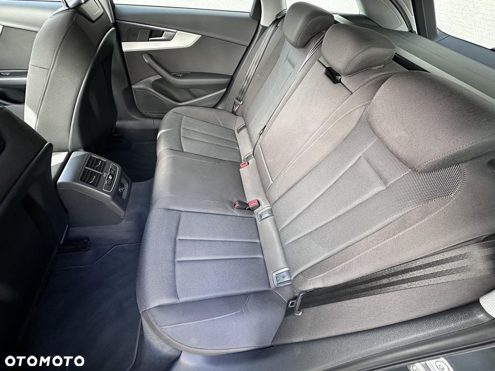 Audi A4 Avant 35 TDI mHEV Advanced S tronic - 9