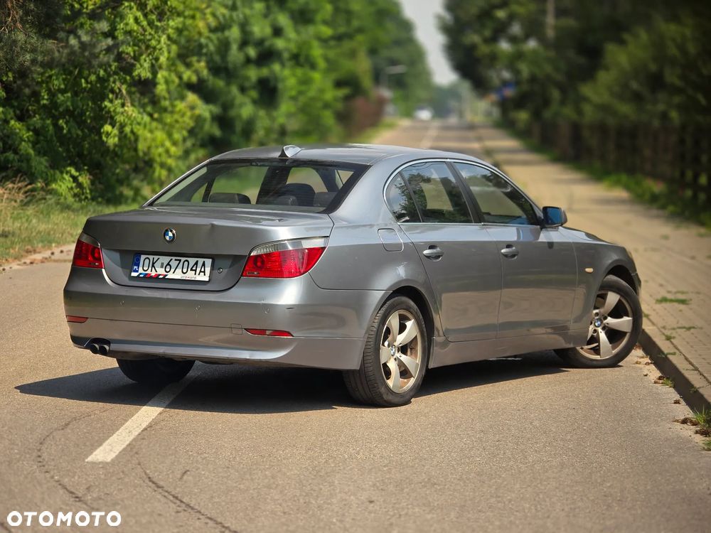 BMW Seria 5 525i - 5