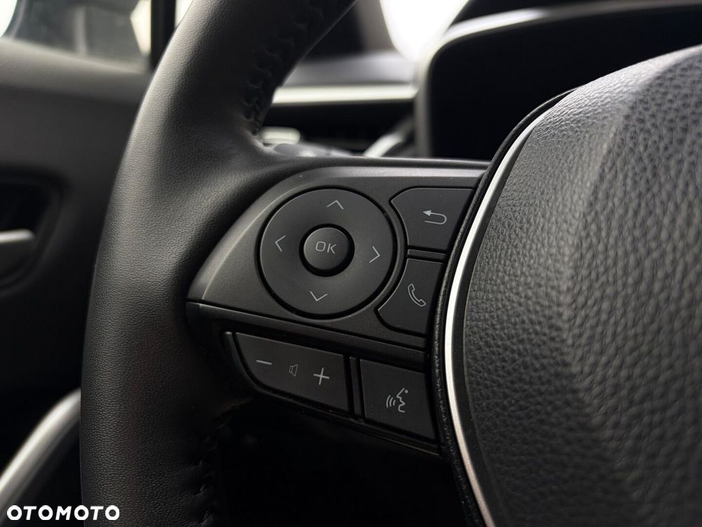 Toyota Corolla Cross - 32