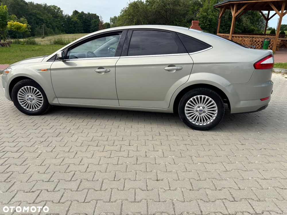 Ford Mondeo 2.0 TDCi Titanium - 14