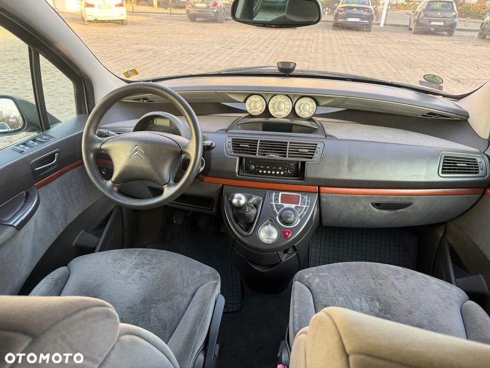 Citroën C8 2.0 HDi SX - 14