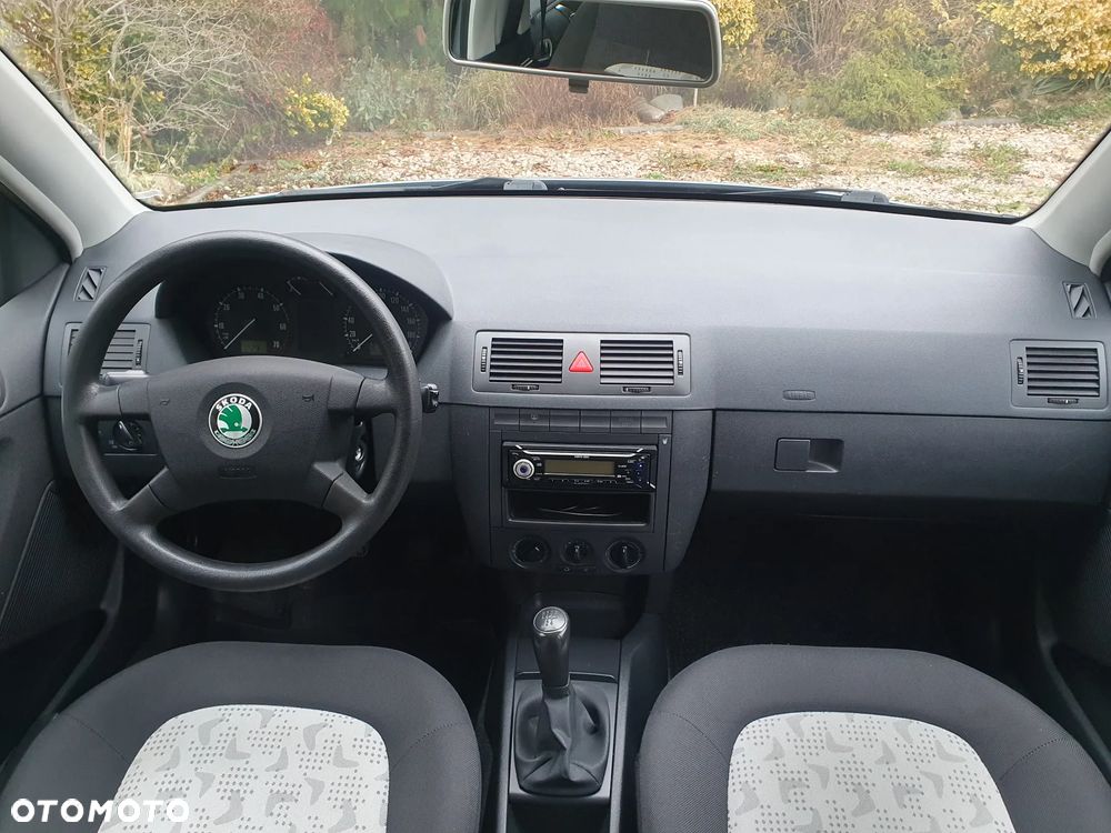 Skoda Fabia 1.4 16V Classic - 11