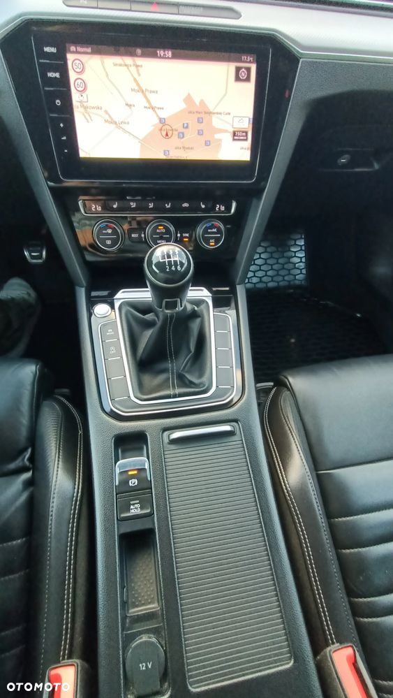 Volkswagen Passat 2.0 TDI BMT Highline - 25