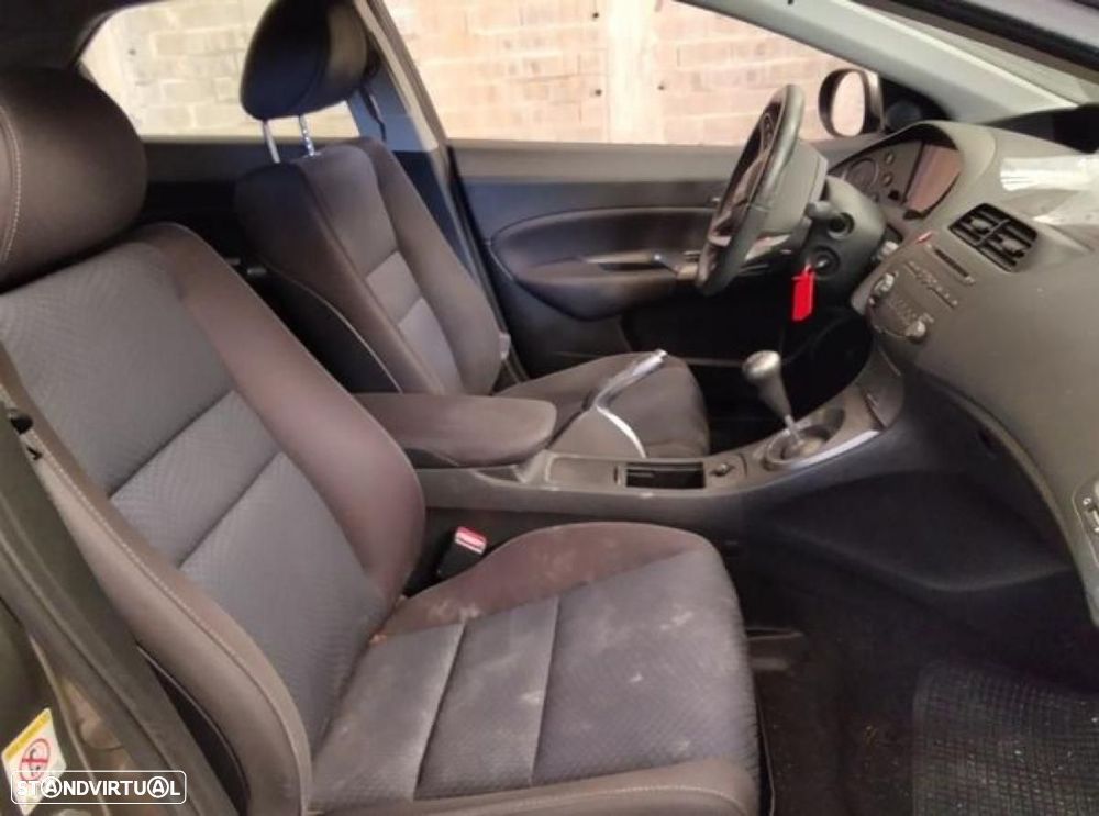 Honda Civic - 4