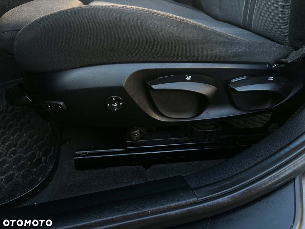 BMW X1 - 15