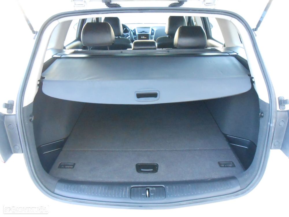 Chevrolet Cruze SW 1.7 VCDi LT - 21