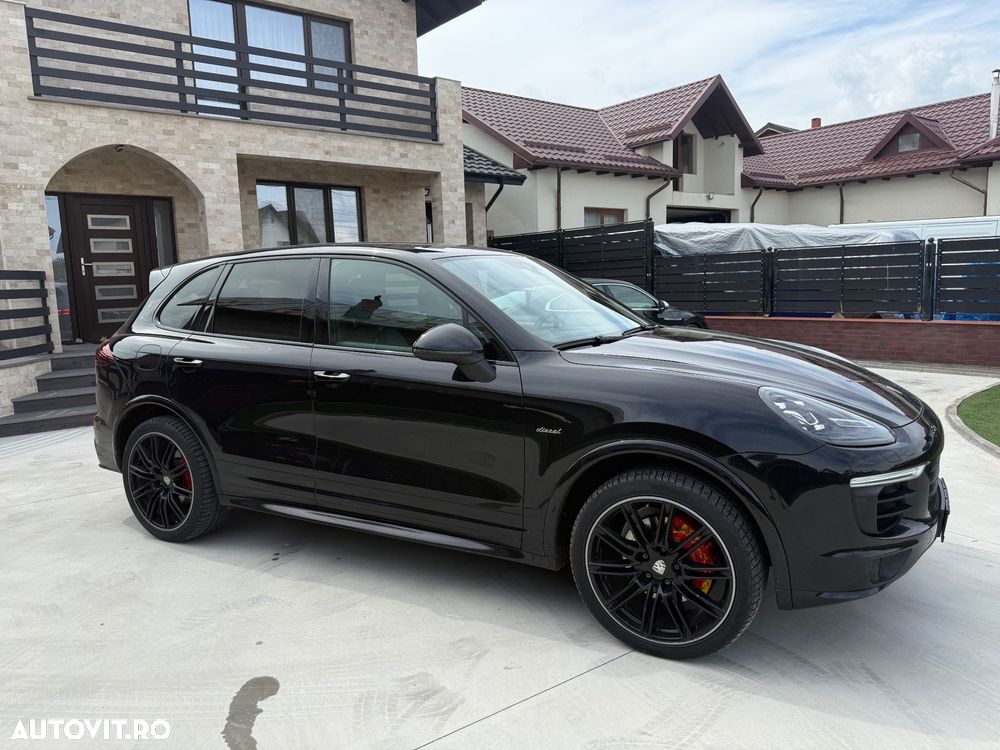 Porsche Cayenne 3.0 L - 20