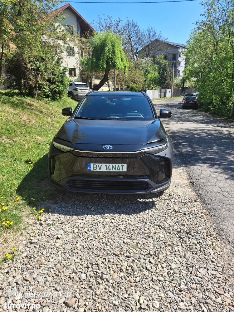 Toyota BZ4X 160 KW AWD (4x4) Exclusive - 10