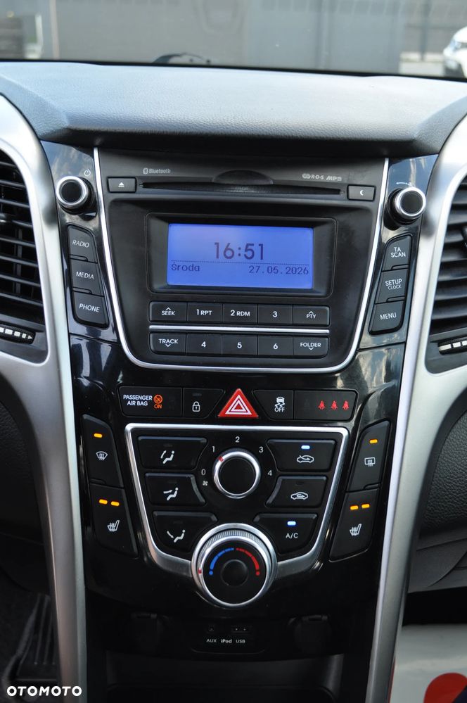 Hyundai i30 1.4 Fifa World Cup Edition - 24