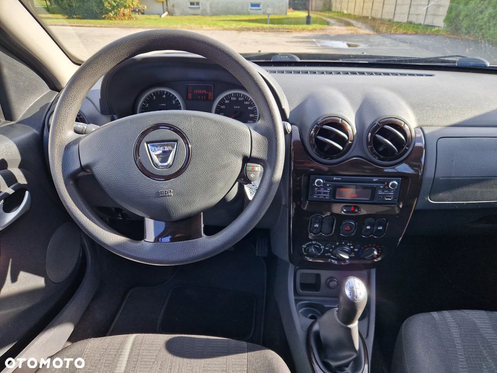 Dacia Duster 1.6 Laureate Euro5 - 12