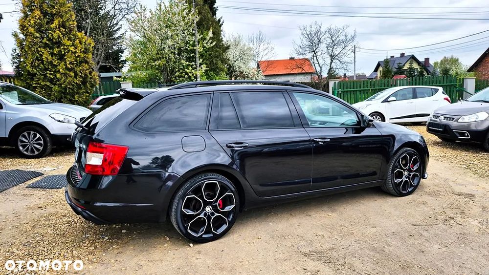 Skoda Octavia 2.0 TSI RS DSG - 12
