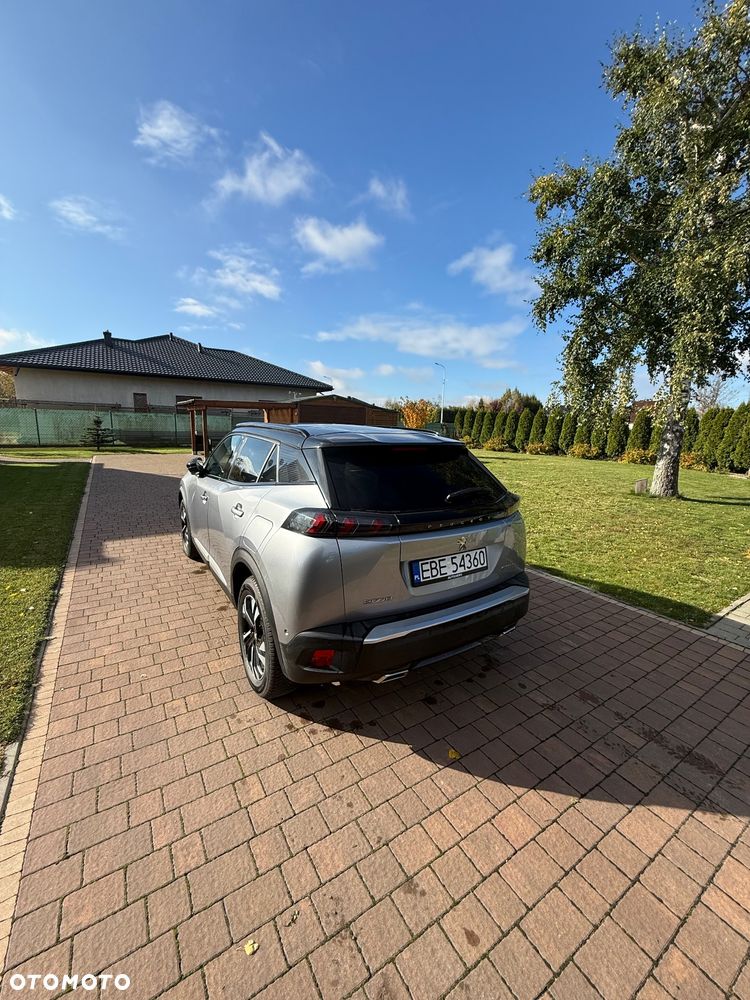 Peugeot 2008 1.2 PureTech GT Line S&S - 11