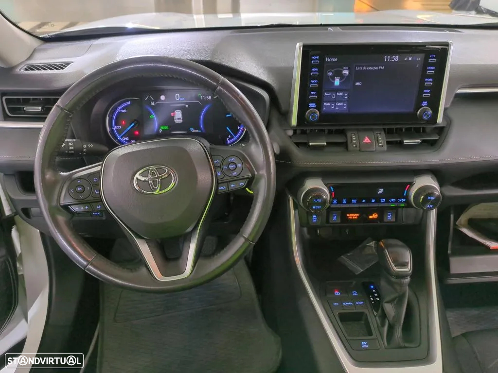 Toyota RAV4 2.5 HDF Comfort - 6