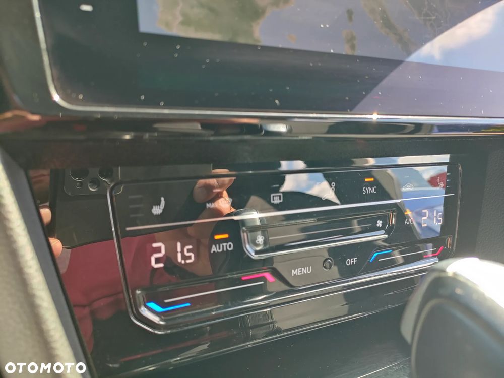 Volkswagen Arteon 2.0 TDI SCR R-Line DSG - 33