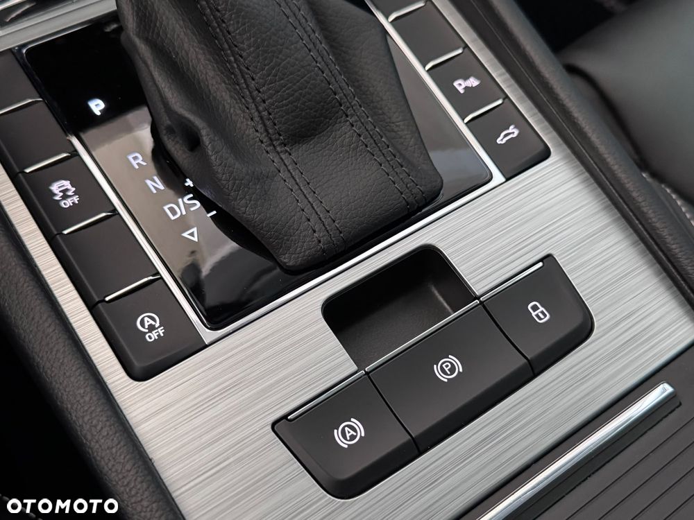 Skoda Superb 2.0 TSI Ambition DSG - 28