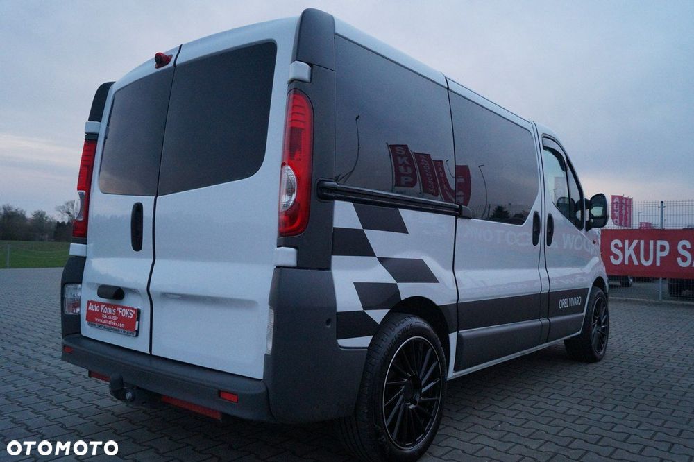 Opel Vivaro - 8