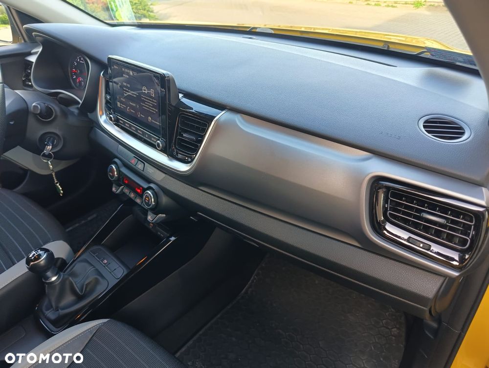 Kia Stonic 1.2 L - 9