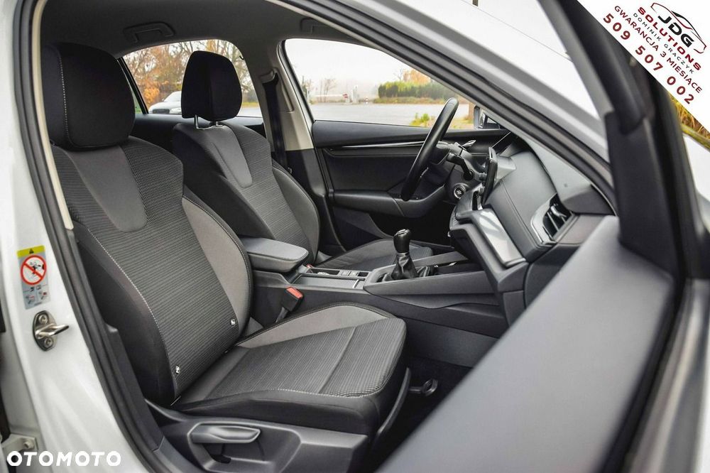 Skoda Octavia 1.5 TSI Ambition - 29