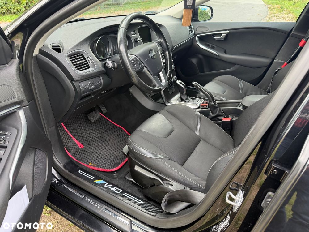 Volvo V40 D2 Kinetic - 10