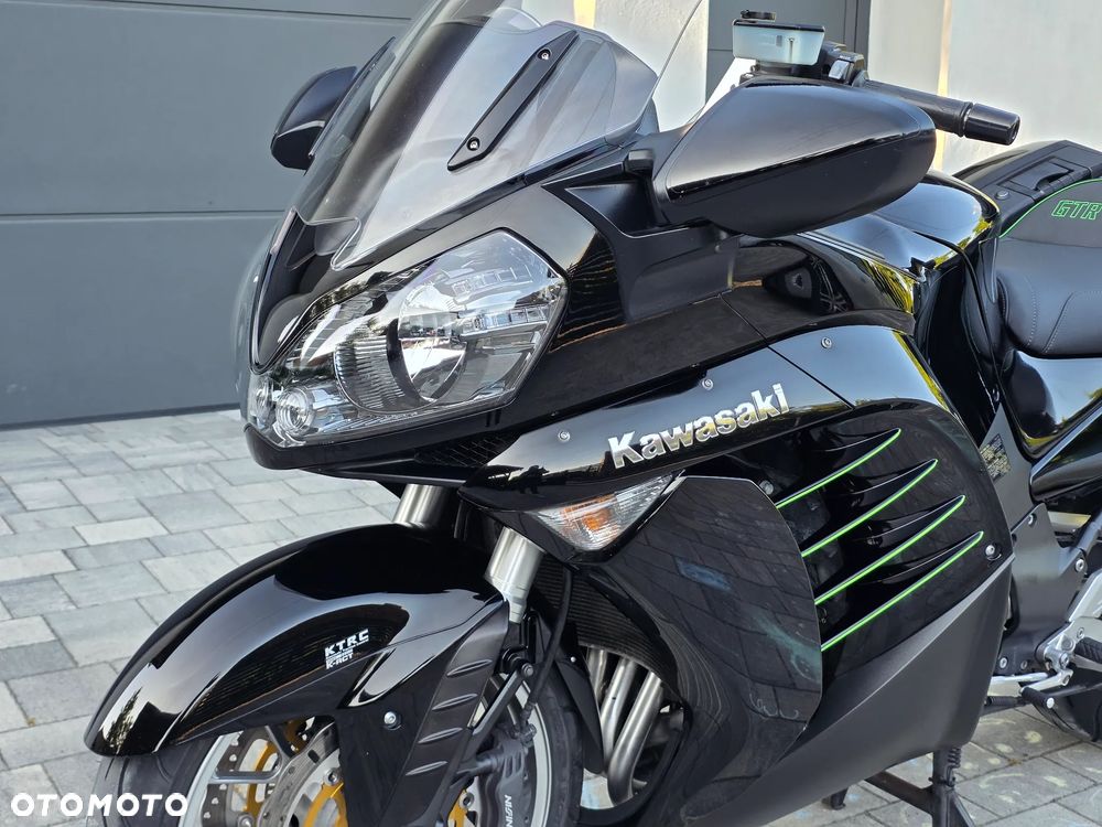 Kawasaki GTR - 30