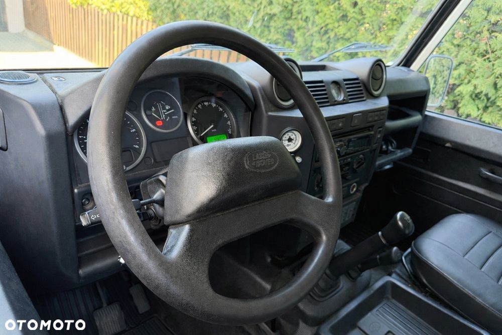 Land Rover Defender 2.2 TD4 E - 7