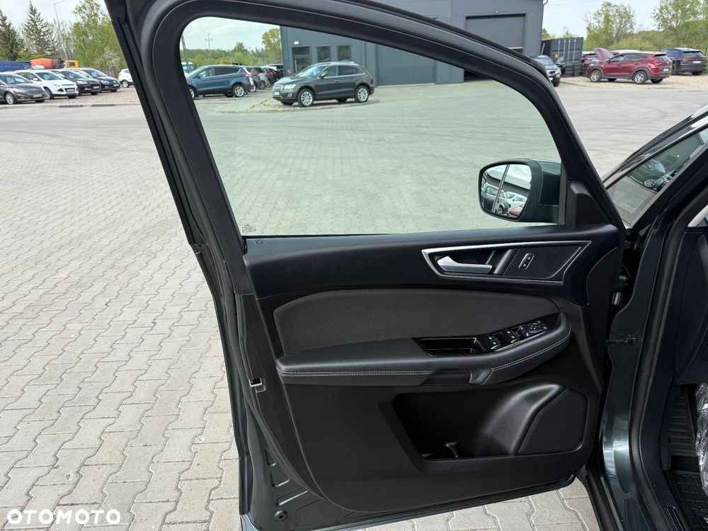 Ford S-Max 1.5 EcoBoost Titanium - 23