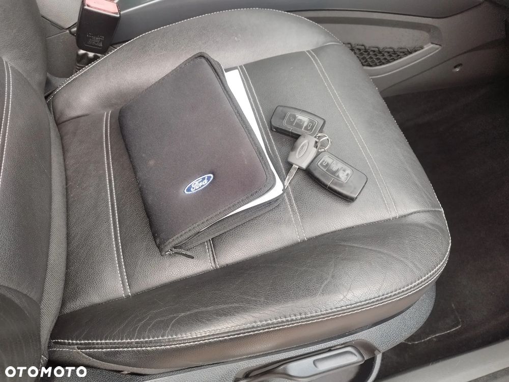 Ford Kuga 2.0 TDCi Titanium - 11