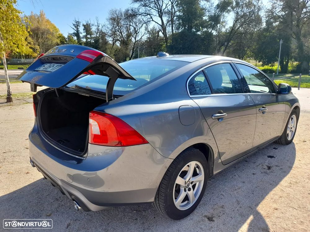 Volvo S60 2.0 D2 Momentum Drive Geartronic - 13