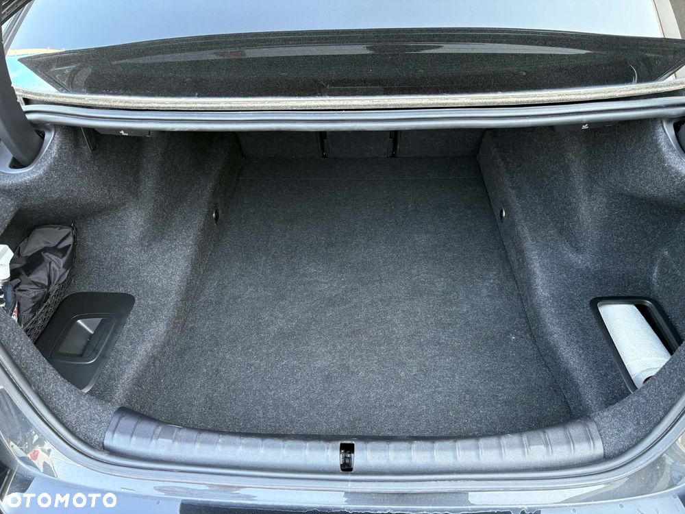 BMW Seria 5 - 10