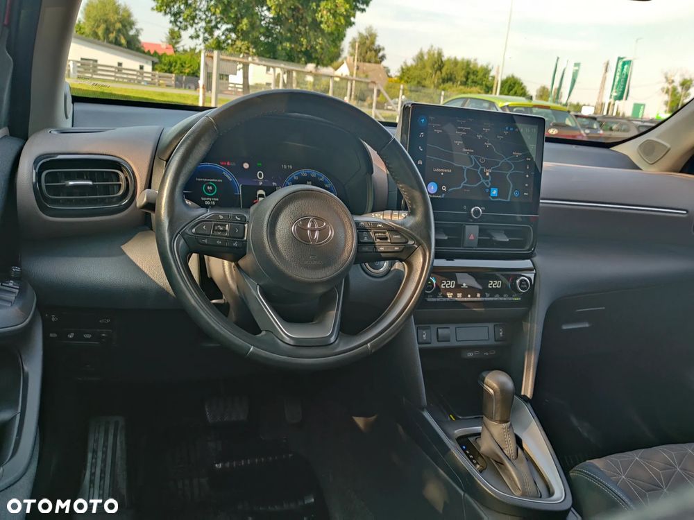 Toyota Yaris Cross Hybrid 1.5 Executive - 13