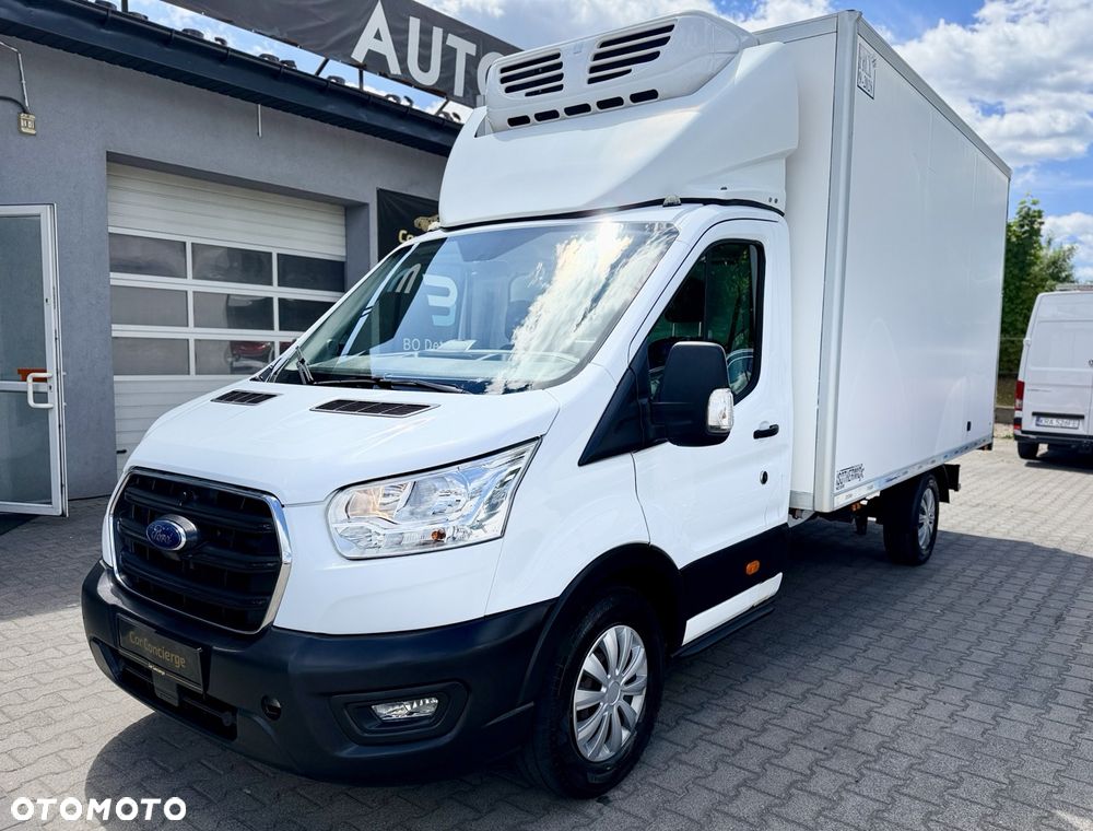 Ford Transit Trend - 1