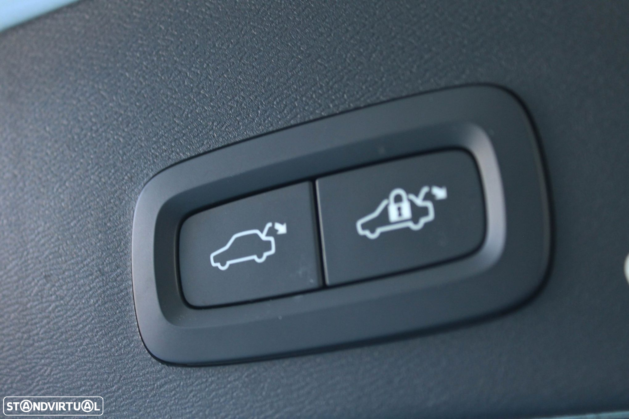 Volvo XC 40 1.5 T2 Momentum Core - 28