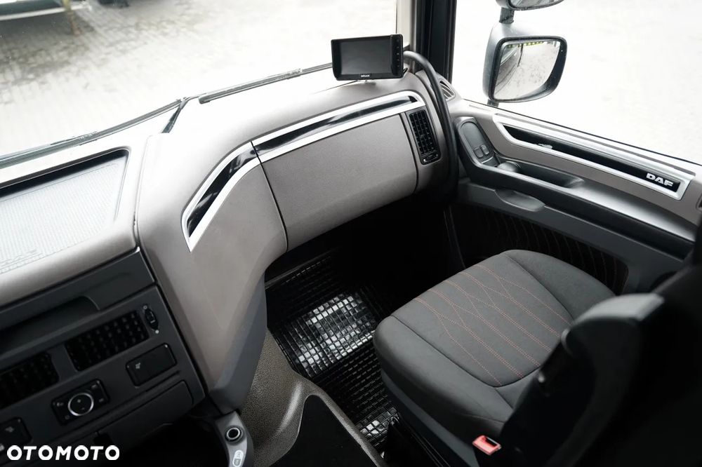 DAF XF 480 / FIRANKA 7,7 M / SSC / 6X2 / KLIMA POSTOJOWA / OŚ PODNOSZONA / - 28