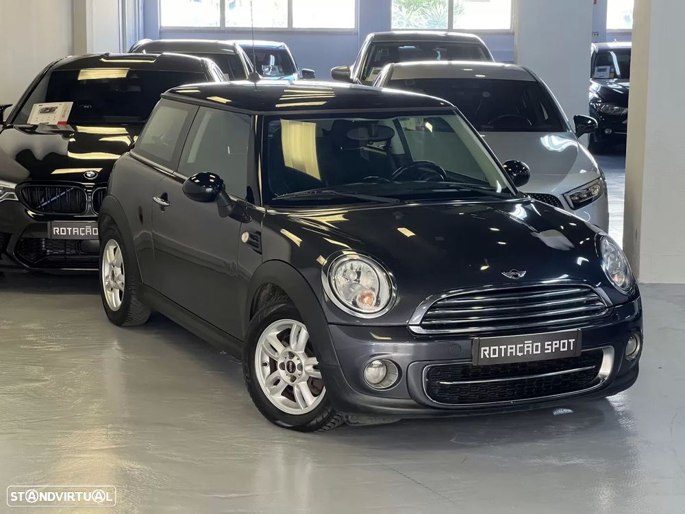 MINI 3 Portas Cooper D - 6