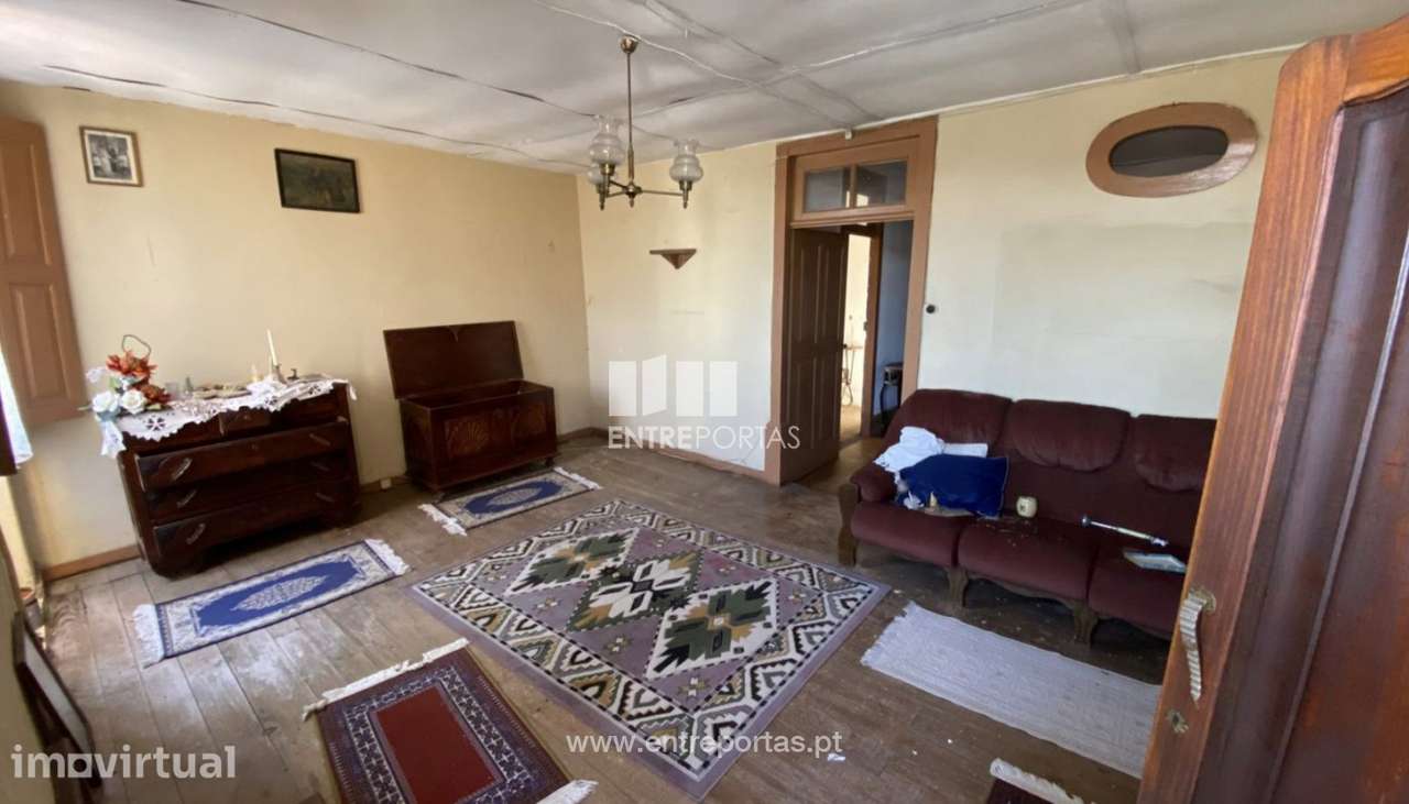 Venda de Moradia para restauro em Vila do Conde - Grande imagem: 2/17