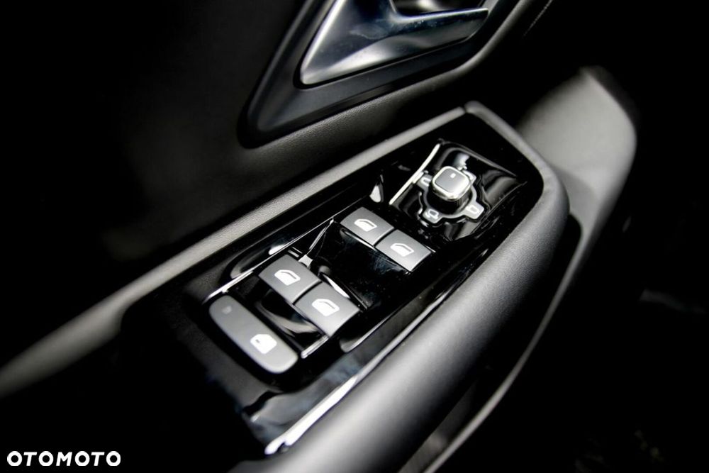 Citroën C5X 1.2 PureTech Plus EAT8 - 37
