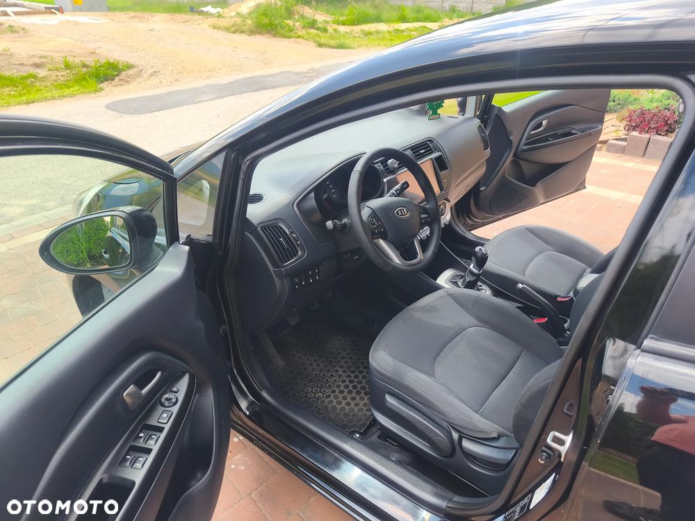 Kia Rio 1.4 Dream-Team Edition - 10
