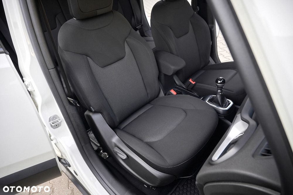 Jeep Renegade - 28
