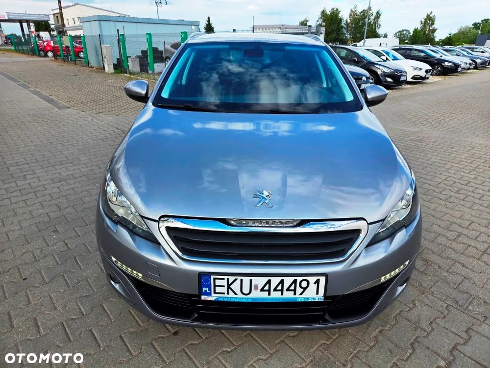 Peugeot 308 1.6 e-HDi Allure S&S - 23