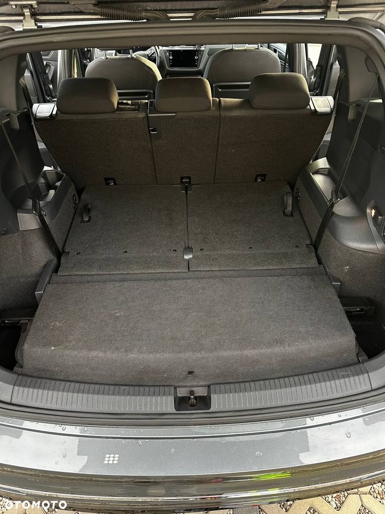 Volkswagen Tiguan Allspace - 38
