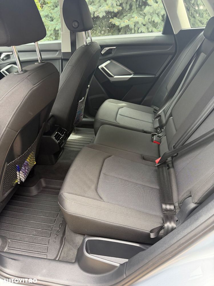 Audi Q3 2.0 35 TDI S tronic Advanced - 11