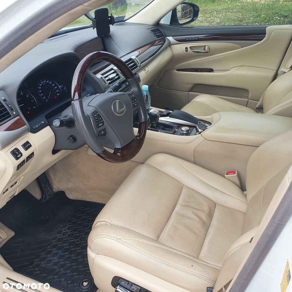 Lexus LS 460 Superior AWD - 6
