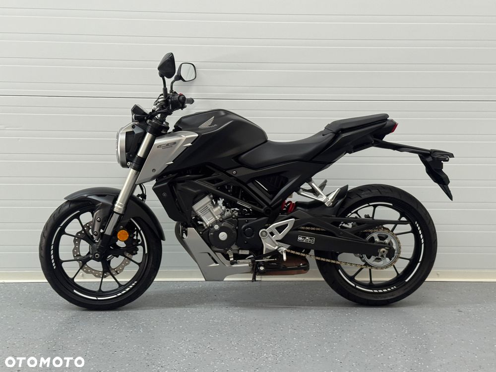 Honda CB - 17