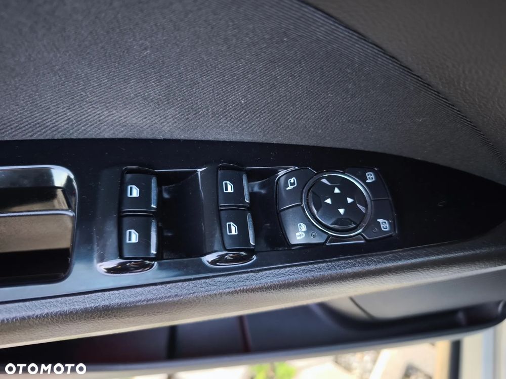 Ford Mondeo 2.0 TDCi STart-Stopp Titanium - 14