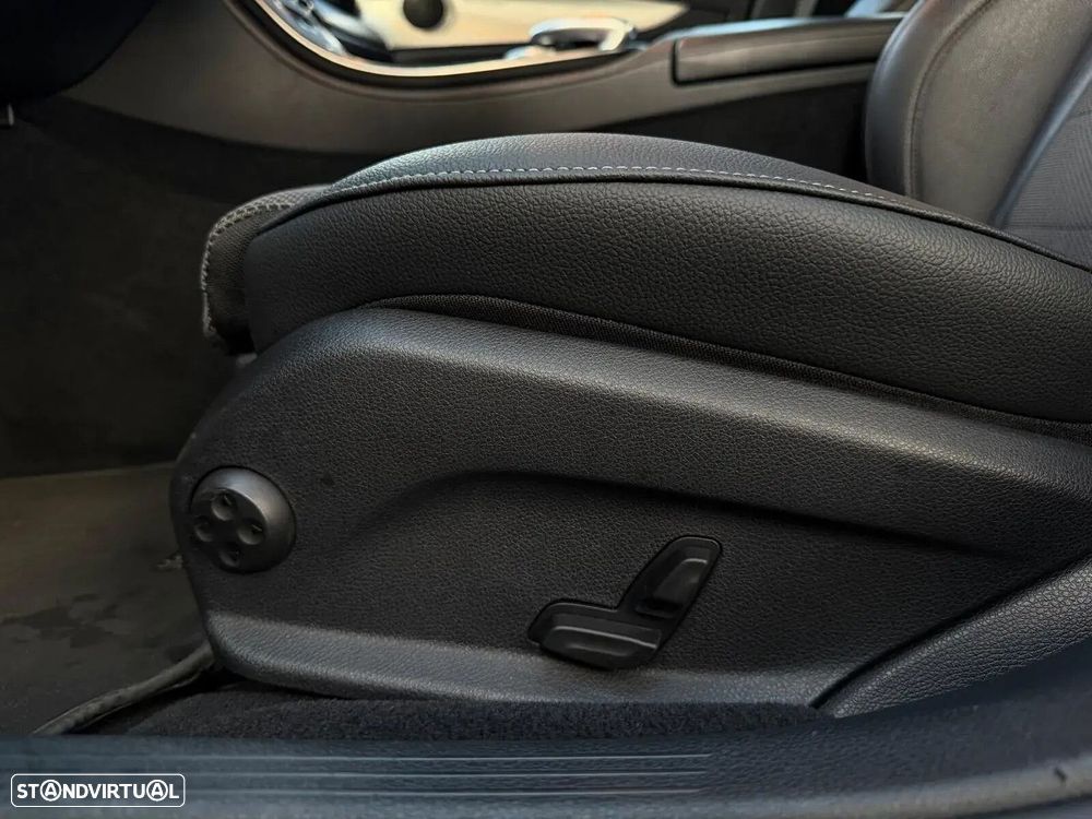 Mercedes-Benz E 300 de AMG Line - 29